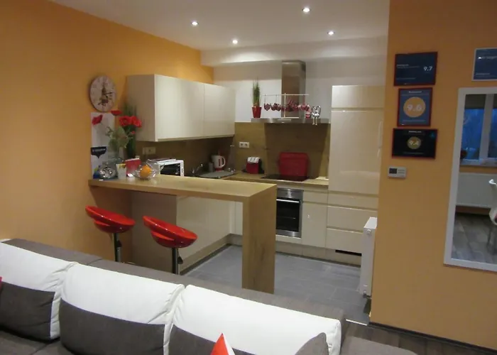 Zafir Sziget * Sárvár